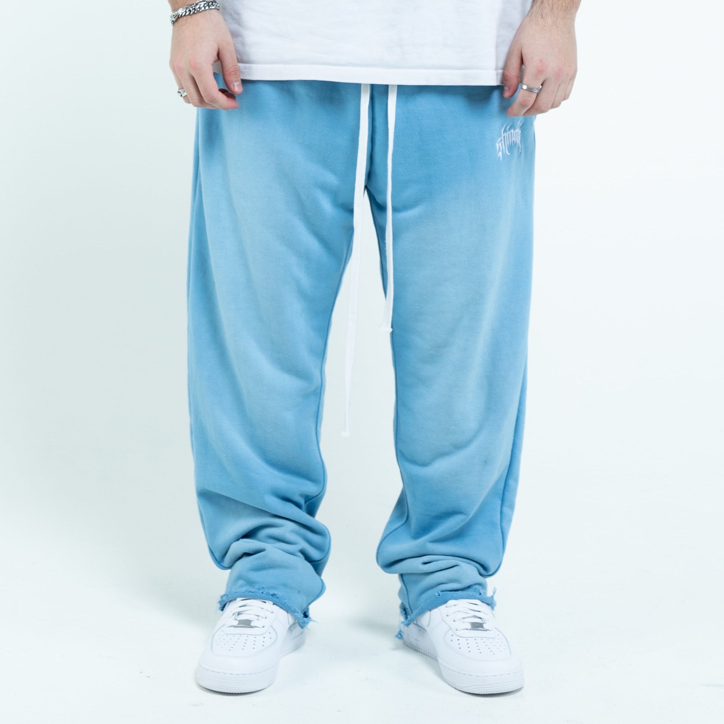 BLUE BAGGY SWEATS